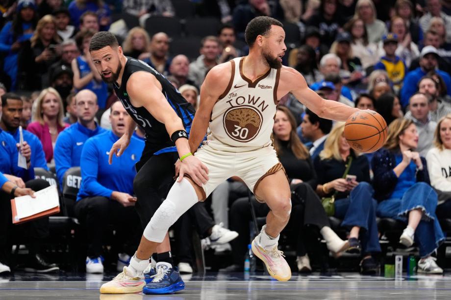 九游官网入口-库里空砍38分弗拉格21+11 勇士客场不敌独行侠